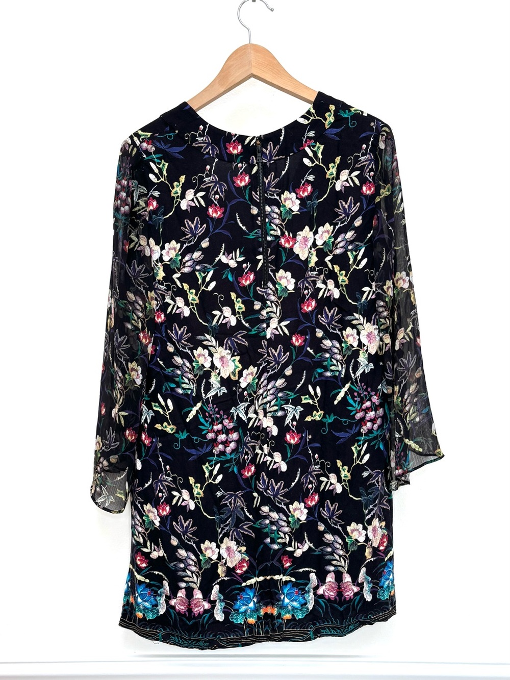 Alice + Olivia Zia Mythical Garden Kaftan Mini Dress Size Medium Floral Black - Picture 6 of 11